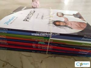 Ahaguru Physics and Chemistry Modules with Free Arihant Classic Texts