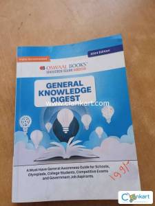 Books, price displayed on the product, varies according to the product