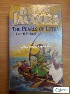 The Pearls of Lutra: A Tale of Redwall by Brian Jacques