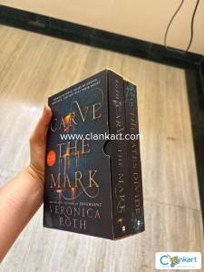 Carve the Mark Book set (book 1 and book 2)