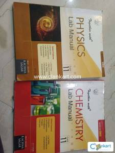 Class 11 th lab manual Physicyand Chemistry . Very good condition