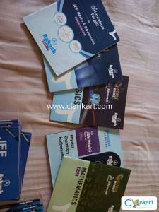 Class 11th Akash institute IIT JEE FULL PACKAGE