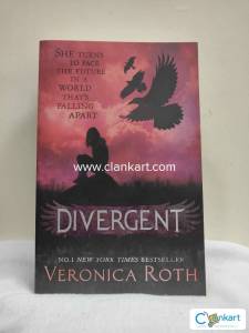 Divergent by Veronica Roth