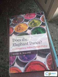 Does the elephant dance