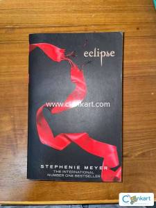 Eclipse (Twilight Book 3)