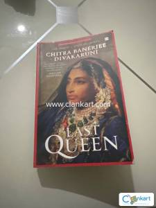 Excellent condition LAST QUEEN book