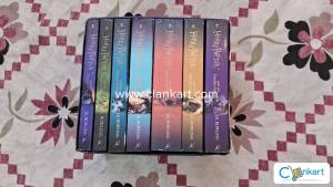 HARRY POTTER BOOKS SET OF 8