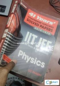 IIT JEE Physics Solved Papers Book