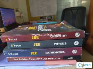IIT JEE  PYQ BOOK