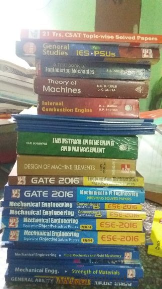 Set of books for Mechanical Engineering students Price negotiable