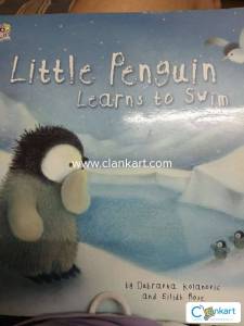 Little penguin learn to swim