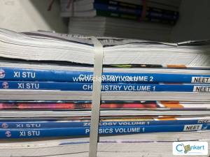 Narayana NEET course book