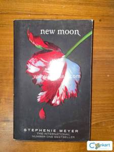 New Moon (Twilight Book 2)