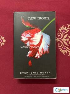 New Moon - Stephanie Meyer