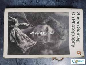 On photography author susan sontag