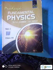 Pardeep's Fundamental Physics for Class 12 Volume 1