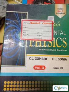 Pradeep's Fundamental Physics class. XII