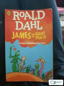 ROALD DAHL-JAMES AND THE GIANT PEACH