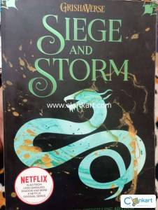 Siege and Storm(Fiction)