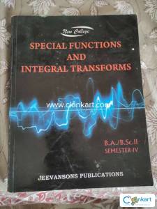 Special functions and integral transforms
