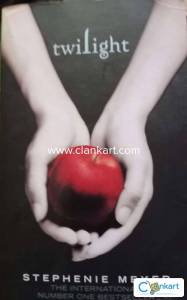 TWILIGHT BY STEPHENIE MEYER