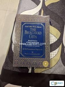 The Bhagavad Gita (God Talks With Arjuna) Sri Paramahansa Yogananda