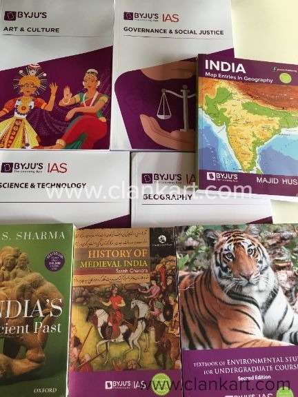 UPSC PREPARATION MATERIAL looks brand new no pen pencil marks