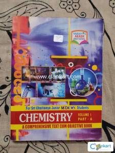 Varsity's akash neet series chemistry for class 11